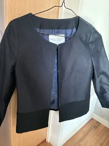 유나이티드 애로우즈 새상품 노카라 자켓 블랙