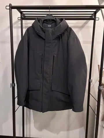 유니클로 UNIQLO 하이브리드 다운 후드티 08 Dark Gray
