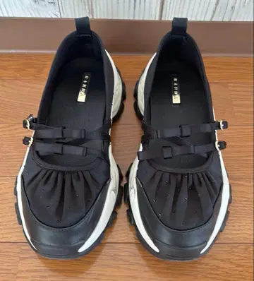 2WAY 리본 크로스 벨트 스니커즈 블랙 M 사이즈