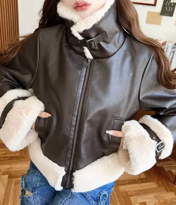 미사용 새상품 인조 가죽 x 인조 모피 무스탕풍 안감 퀼트 플라이트 자켓