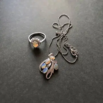 레트로 오팔 펜던트와 반지 세트 판매