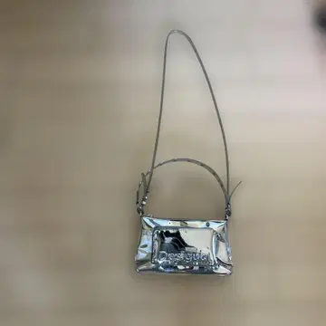 Desigual 메탈릭 숄더백