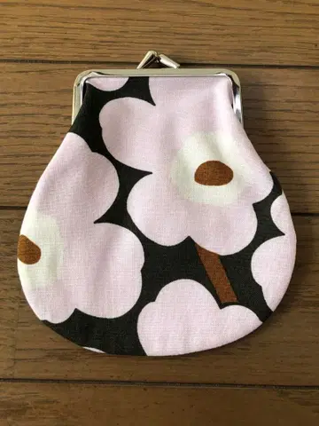 마리메꼬 우니코 가마구치 파우치