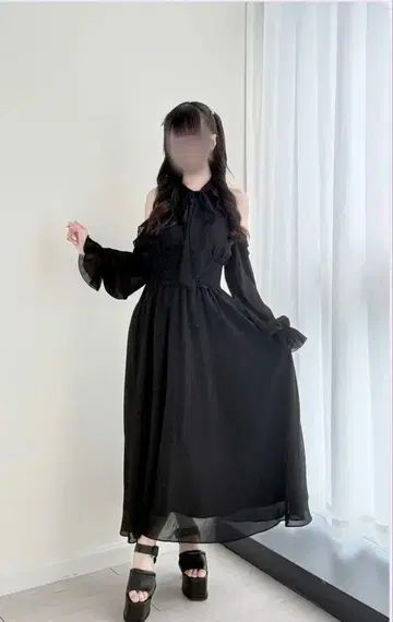 NoGenki 롱 프릴 오프숄더 원피스 블랙