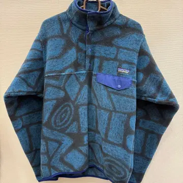 새상품급 파타고니아 신틸라 스냅t XS 15년제