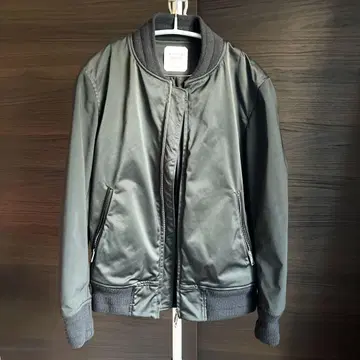 블랙 MA-1 플라이트 자켓