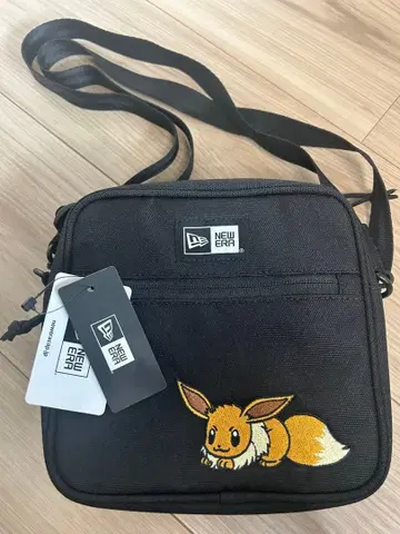 NEW ERA 포켓몬 숄더 파우치 이브이 택 포함 새상품 익명 배송