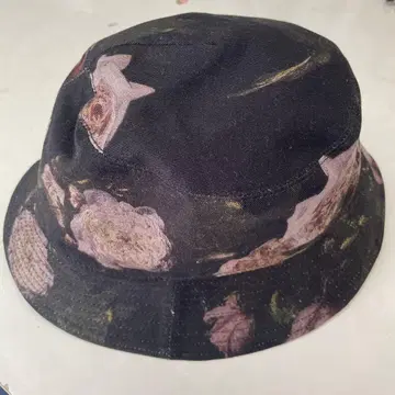 Ladmusician 꽃무늬 바게트햇