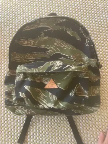 BEAMS ITADAKI 카모플라쥬 백팩