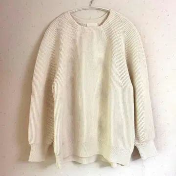 iki 골지 크루넥 풀오버 니트 화이트