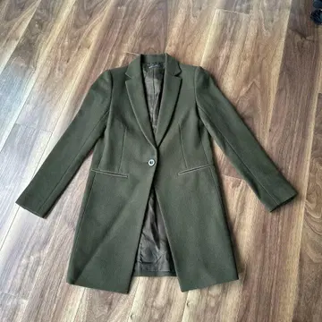 STUNNING LURE 올리브 그린 체스터 울 코트