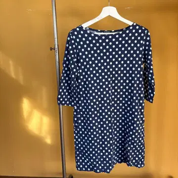 마리메꼬 네이비 화이트 도트 무늬 원피스