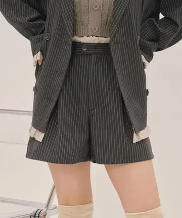 loin nuit 프릴 레이어드 숏팬츠 타임