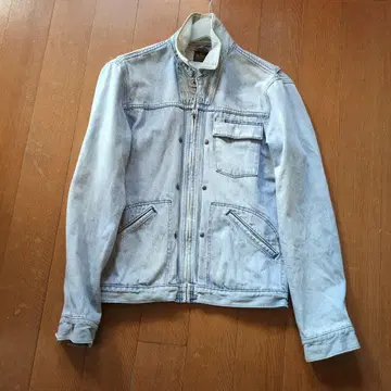 Wrangler 유나이티드 애로우즈 11MJZ 모델 ( M )