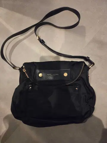 마크제이콥스 숄더백 블랙