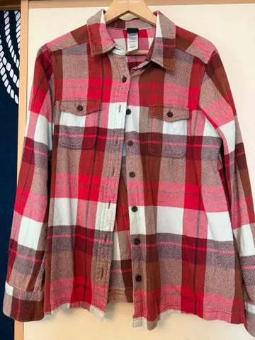 파타고니아 체크 무늬 플란넬 긴팔 셔츠