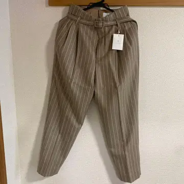 UNITED ARROWS 베이지 스트라이프 캐주얼 팬츠