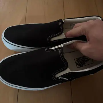 Vans V98CLA 블랙 스니커즈 US9