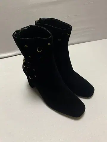 세일러문 x GU 콜라보 부츠 XL