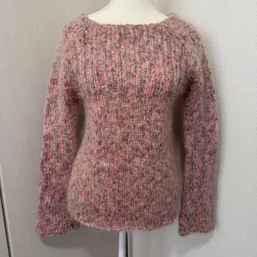 Lamparisbe 핑크 계열 긴팔 니트 스웨터