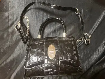 에나멜 가죽 크로커다일 패턴 핸드백