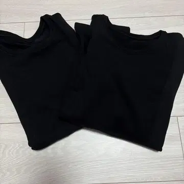 미사용 유니클로 울트라 웜 HEATTECH 블랙 2개 세트