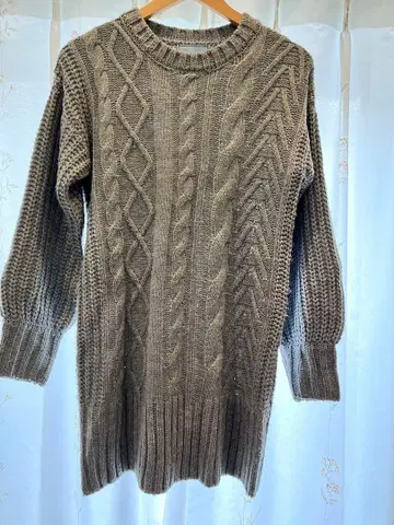 미코아메리 니트 원피스