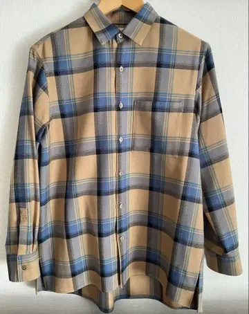 STUDIOUS 베이지와 파랑 체크 긴팔 셔츠
