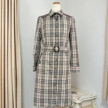 체크 무늬 긴팔 원피스 베이지 브라운 코트로도 활용 가능