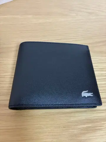 라코스테 이단 접이식 지갑