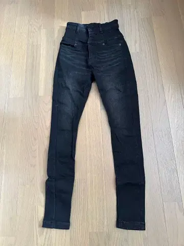 ELDER/FIX EMODA 블랙 스키니 데님 하이웨스트