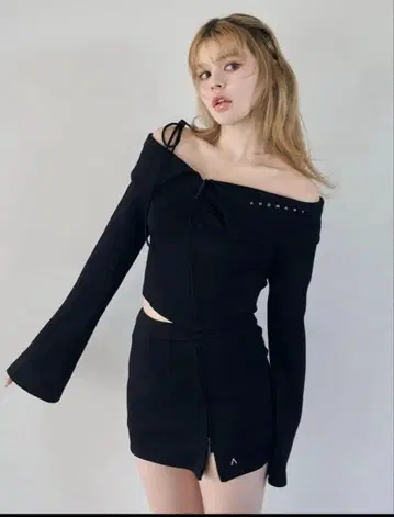 andmary Retina zip set up