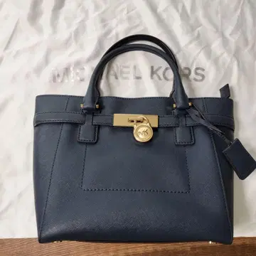 MICHAEL KORS 네이비 핸드백