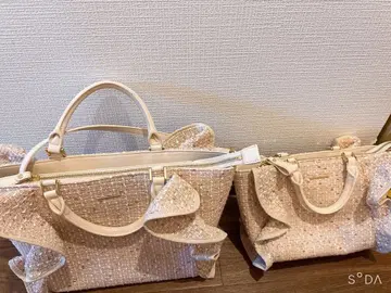 사만사 베가 트위드 프릴 백