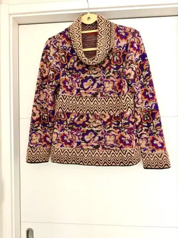 미쏘니 긴팔 스웨터