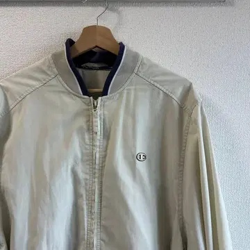 Champion 베이지 집업 자켓