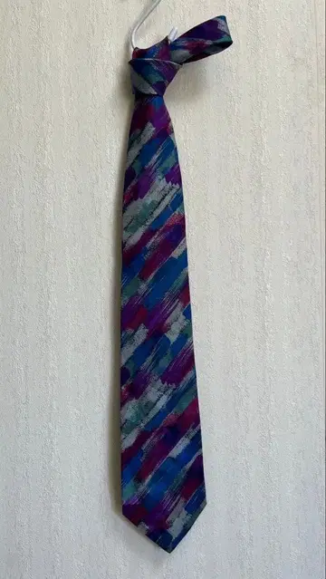 미쏘니 넥타이 새상품급