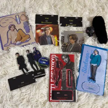 요시노 호쿠토 굿즈 세트 가격 인하 가능