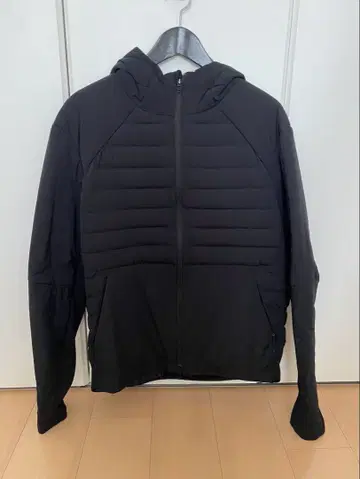 [ LULULEMON ] 남성용 다운 후디 블랙