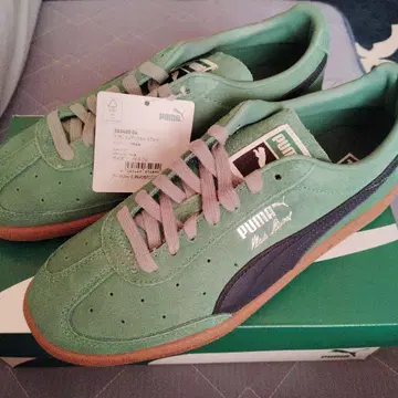 PUMA 그린 스웨이드 스니커즈