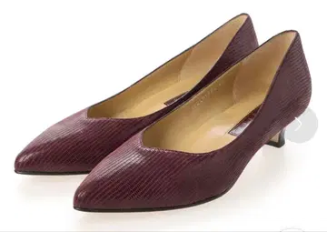 요시토 버건디 스틸레토 펌프스