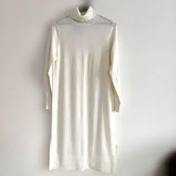 새상품 filpucci x 바나나리퍼블릭 화이트 롱 니트 원피스