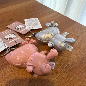 로리즈팜 헬로키티 토이 키링 인조 가죽 핑크 실버