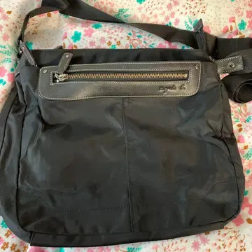 새상품급 에네스베 블랙 숄더백