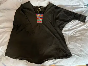 sunaokuwahara 블랙 자수 튜닉