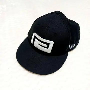 NEWERA 블랙 로고 자수 캡 rvddw