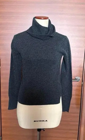 [ 새상품 ] 유니클로 터틀 오프터틀 니트 스웨터 캐시미어