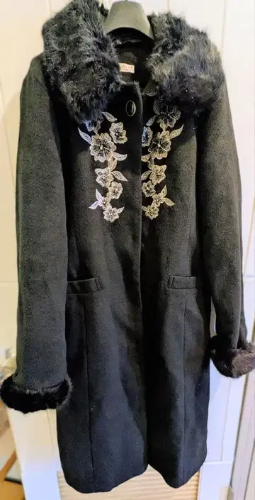 axesfemme 꽃무늬 자수 롱 코트