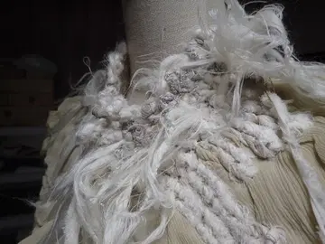 UNA ARTESANA ALMA 사토 섬유 프릴 케이프 희소품