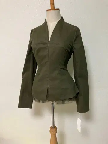 새상품 FRAY I.D 노카라 자켓 2way 튤 탈부착 가능